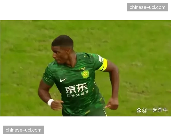北京国安0-0战平青岛海牛，全场零射正创赛季尴尬纪录，铁桶阵低位防守再成赛后焦点